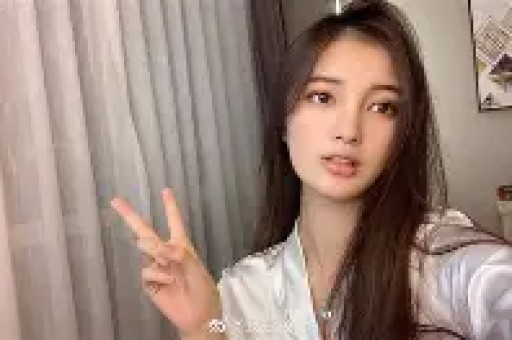韩国“劣迹艺人”与好莱坞明星合影网友：黑历史都能洗成国际范