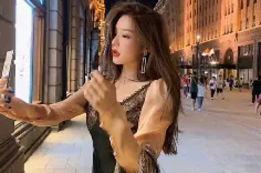 【可复美再辟谣】可复美呼吁良性竞争4月15日@发文：“官方辟谣！！请大家相信！呼吁科学理性检测！市场良性竞争！”视频中引用了4月13日中国香妆协会关于EGF情况的说明中国香妆协会称不能仅基于ELISA